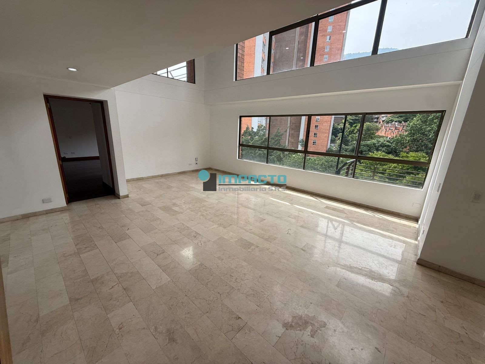 Apartamento en arriendo en El Tesoro, Medellín · foto 11 de 20