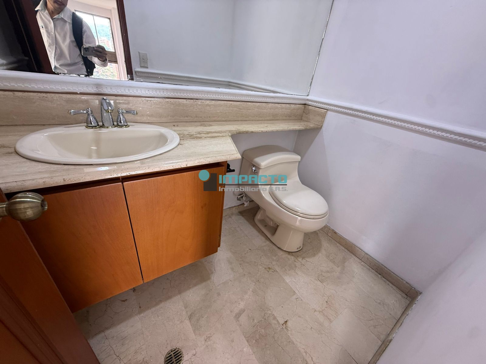 Apartamento en arriendo en El Tesoro, Medellín · foto 14 de 20