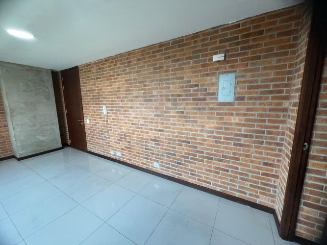 Oficina en arriendo en Castropol, Medellín, 25 m² · foto 5 de 10