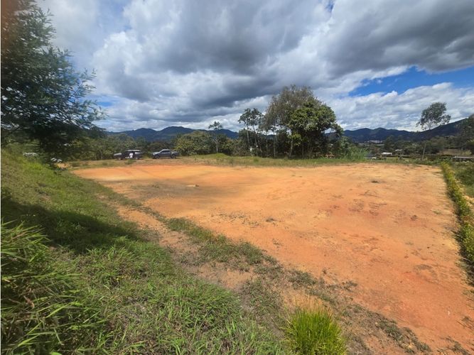 Lote en venta en San Nicolas, La Ceja, 2700 m² · foto 11 de 11