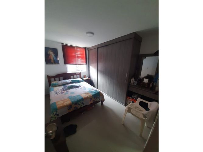 Apartamento de 3 alcobas en venta en Sector Cañaveralejo Guadalupe, Cali, 73 m² · foto 6 de 14