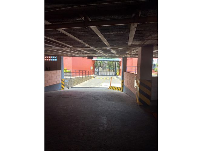 Apartamento de 3 alcobas en venta en Sector Cañaveralejo Guadalupe, Cali, 73 m² · foto 12 de 14