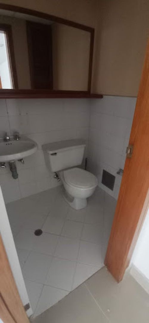 Oficina en arriendo en Milla De Oro, Medellín, 90 m² · foto 5 de 8