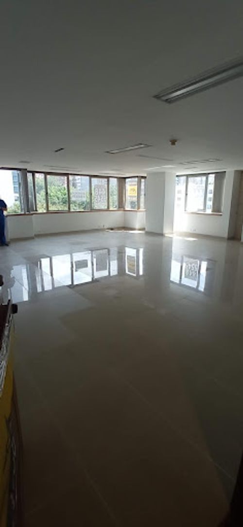Oficina en arriendo en Milla De Oro, Medellín, 90 m² · foto 6 de 8
