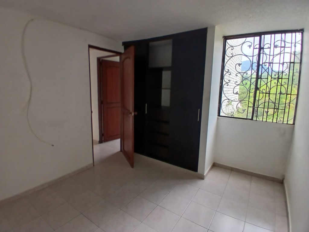 Apartamento en venta en Villa Del Prado, Pereira · foto 3 de 11