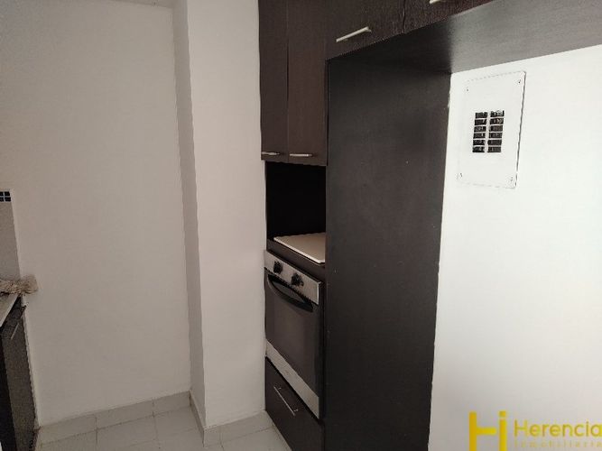 Apartamento de 2 alcobas en arriendo en Lalinde, Medellín, 96 m² · foto 4 de 24
