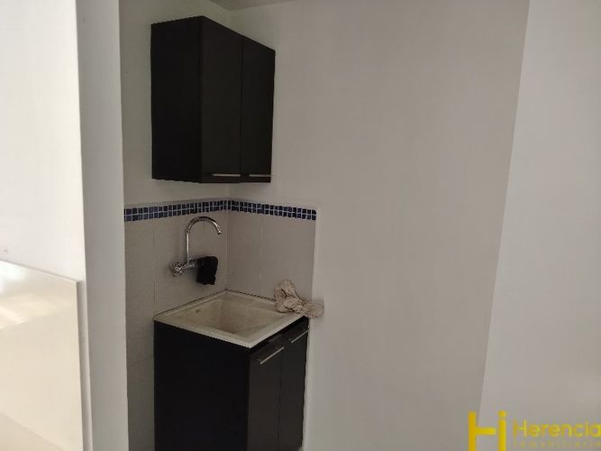 Apartamento de 2 alcobas en arriendo en Lalinde, Medellín, 96 m² · foto 7 de 24