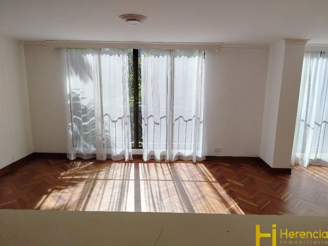 Apartamento de 2 alcobas en arriendo en Lalinde, Medellín, 96 m² · foto 10 de 24