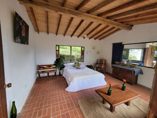 Casa de 2 alcobas en arriendo en Cestillal, Barbosa, 1000 m² · foto 4 de 12