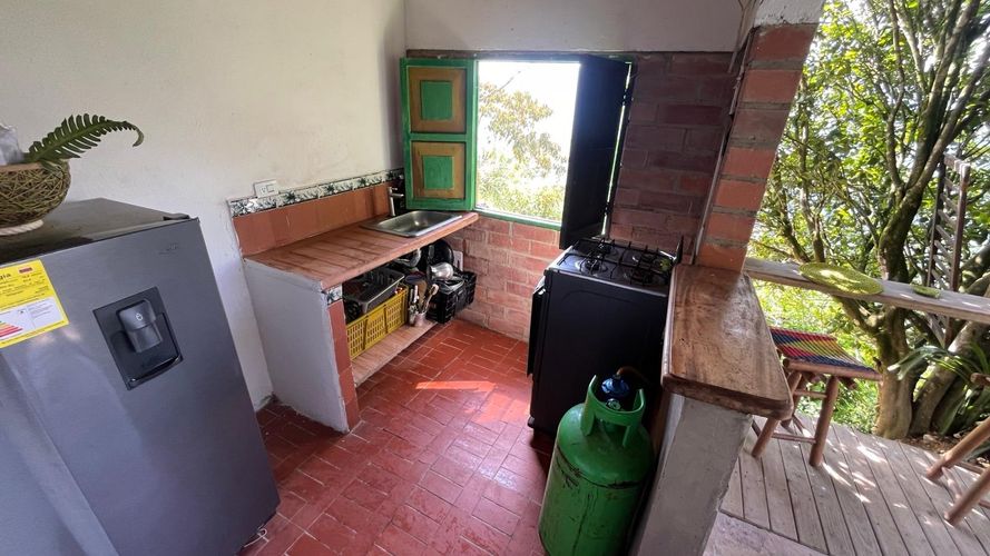 Casa de 2 alcobas en arriendo en Cestillal, Barbosa, 1000 m² · foto 2 de 12