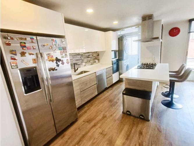Apartamento de 2 alcobas en venta en Chico, Bogotá, 117 m² · foto 4 de 24