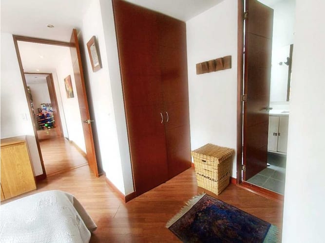 Apartamento de 2 alcobas en venta en Chico, Bogotá, 117 m² · foto 9 de 24