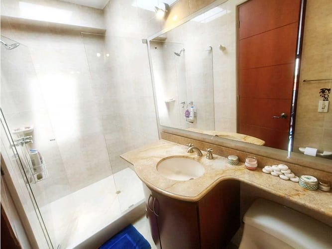 Apartamento de 2 alcobas en venta en Chico, Bogotá, 117 m² · foto 15 de 24