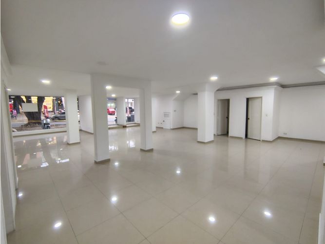 Oficina en arriendo en Santa Monica, Cali, 200 m² · foto 4 de 14