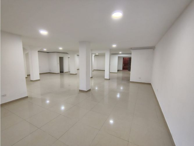Oficina en arriendo en Santa Monica, Cali, 200 m² · foto 5 de 14