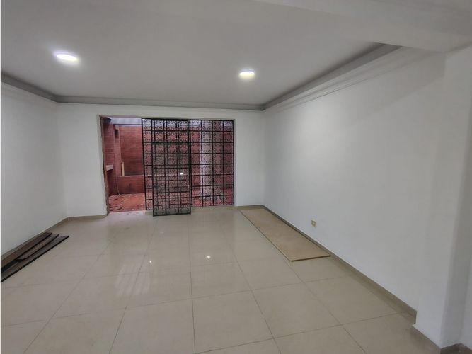 Oficina en arriendo en Santa Monica, Cali, 200 m² · foto 6 de 14