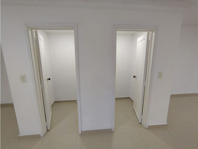 Oficina en arriendo en Santa Monica, Cali, 200 m² · foto 11 de 14