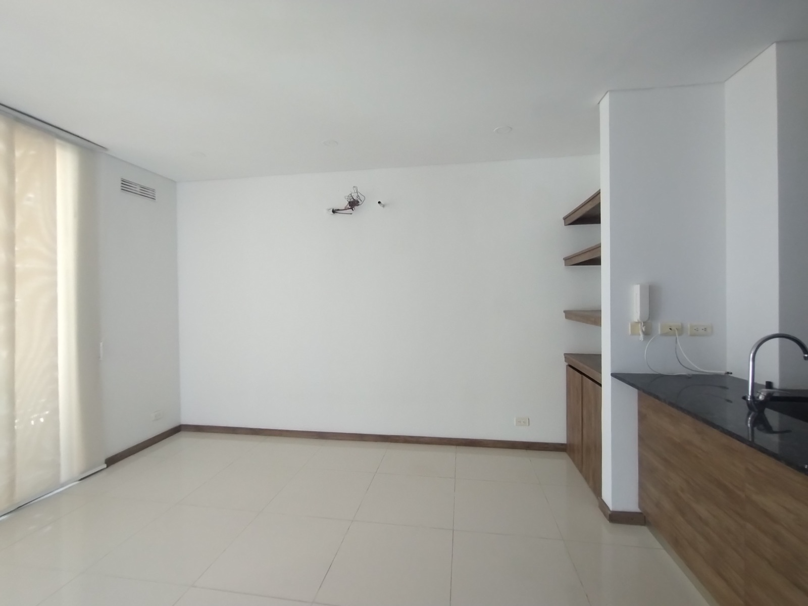 Apartamento en arriendo en Santa Monica, Barranquilla · foto 2 de 15
