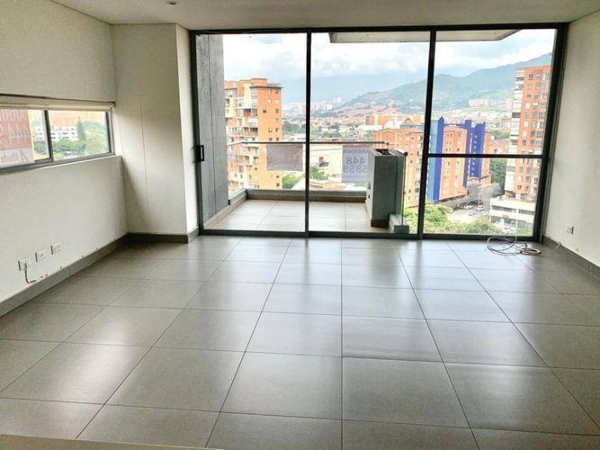 Apartamento de 3 alcobas en arriendo en Santa Maria De Los Angeles, Medellín, 104 m² · foto 5 de 8
