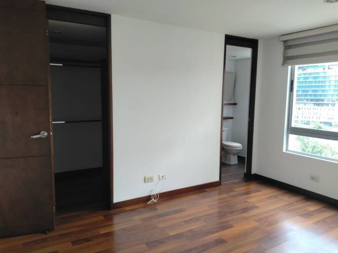 Apartamento de 3 alcobas en arriendo en Castropol, Medellín, 125 m² · foto 12 de 23