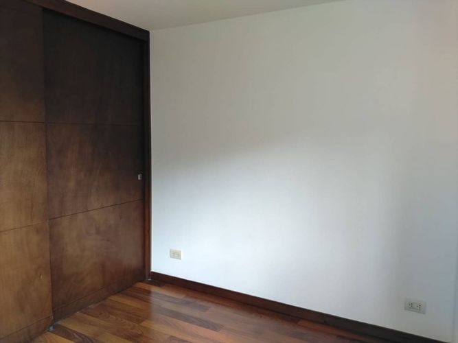 Apartamento de 3 alcobas en arriendo en Castropol, Medellín, 125 m² · foto 17 de 23