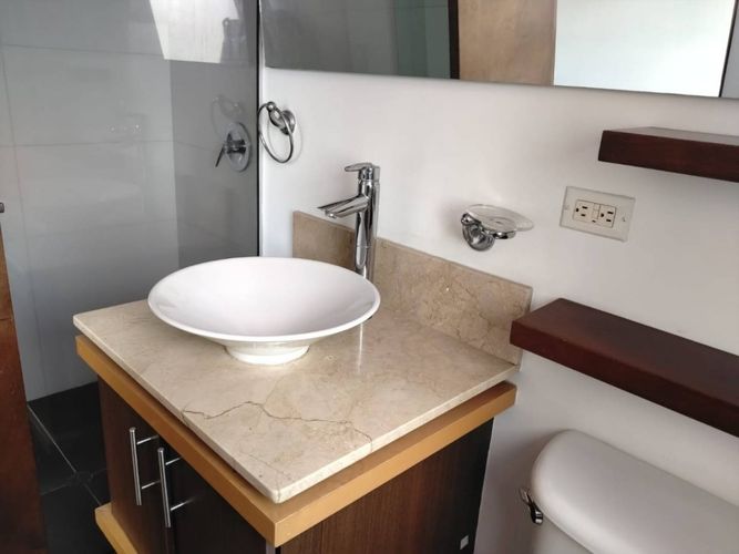 Apartamento de 3 alcobas en arriendo en Castropol, Medellín, 125 m² · foto 19 de 23