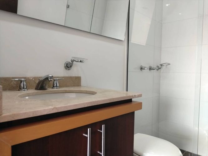 Apartamento de 3 alcobas en arriendo en Castropol, Medellín, 125 m² · foto 20 de 23