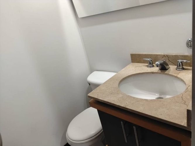 Apartamento de 3 alcobas en arriendo en Castropol, Medellín, 125 m² · foto 21 de 23
