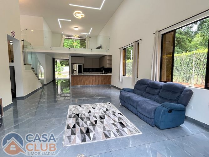 Casa de 5 alcobas en venta en Los Llanitos, Piedecuesta, 350 m² · foto 14 de 17