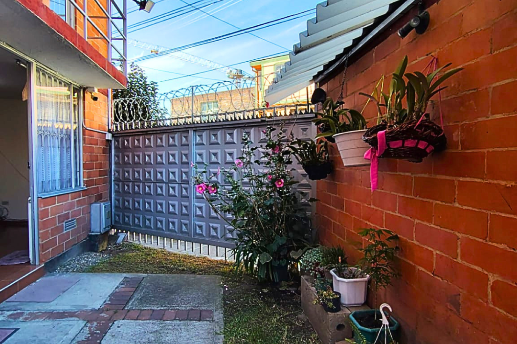 Casa en venta en Santa Ana Sur, Bogotá · foto 2 de 21