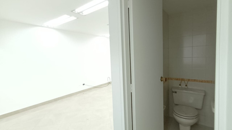 Oficina en venta en El Poblado, Medellín 5