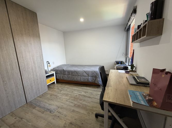 Apartamento de 3 alcobas en venta en El Castillo, Medellín, 138 m² · foto 23 de 23
