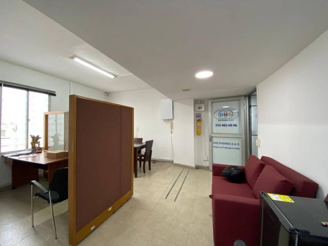 Oficina en arriendo en Naranjal, Medellín, 40 m² · foto 5 de 8