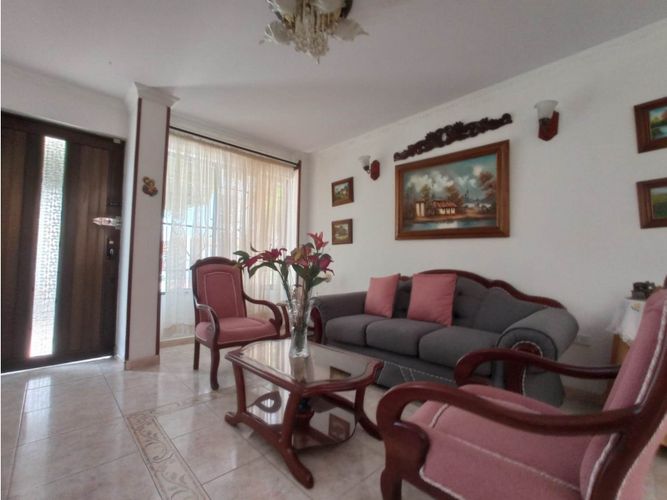 Casa de 5 alcobas en venta en Santa Ana, Palmira, 334 m² · foto 3 de 24