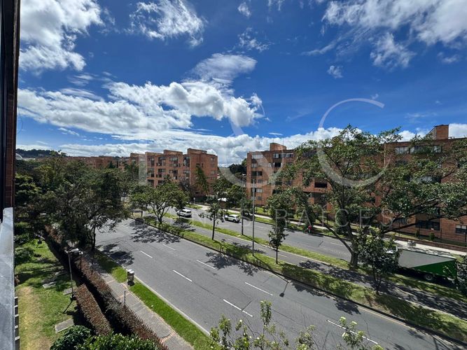 Apartamento en venta en Ub. Cordoba Niza, Bogotá · foto 8 de 24