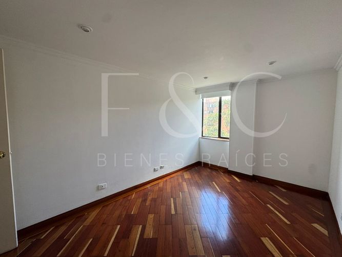 Apartamento en venta en Ub. Cordoba Niza, Bogotá · foto 10 de 24