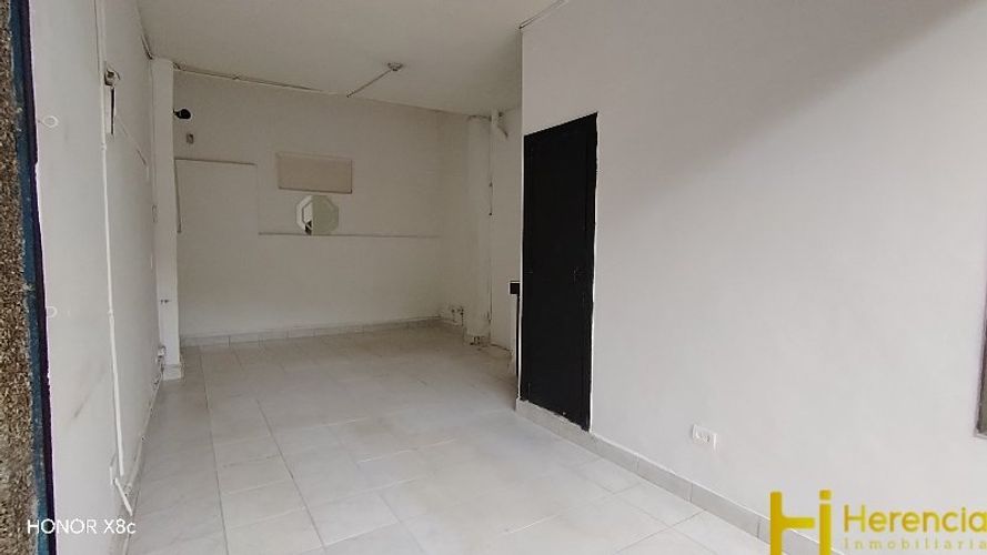 Local en arriendo en San Fernando, Itagüí, 25 m² · foto 4 de 8