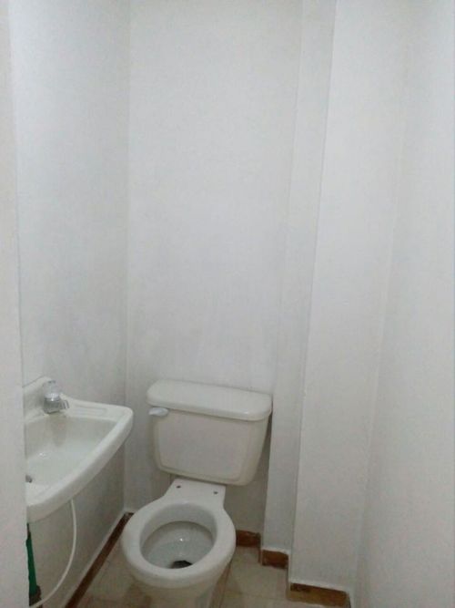 Casa de 3 alcobas en venta en Bombona No.1, Medellín, 134 m² · foto 15 de 19