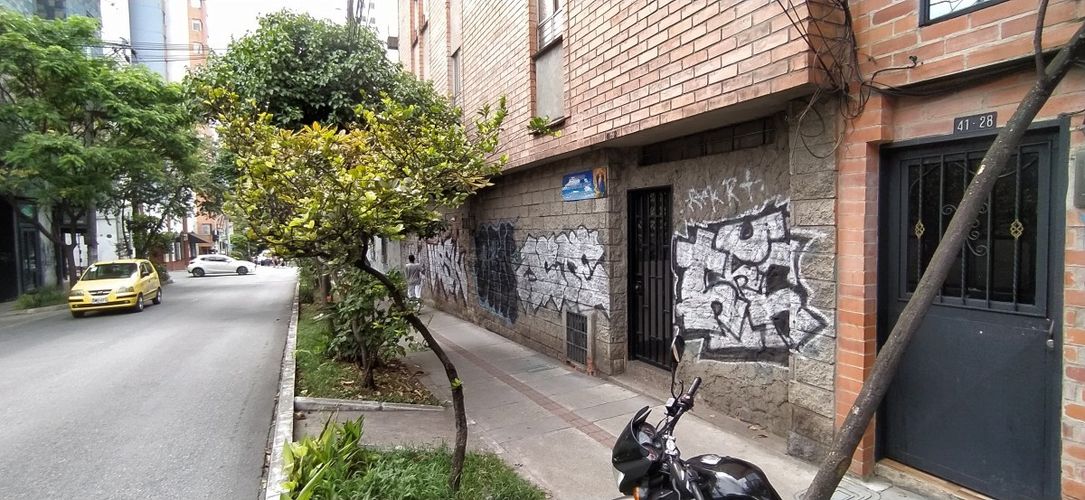 Casa de 3 alcobas en venta en Bombona No.1, Medellín, 134 m² · foto 18 de 19