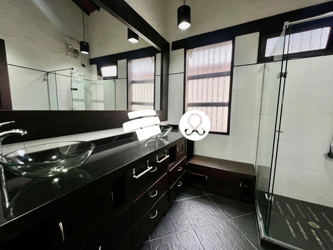 Casa de 3 alcobas en venta en Cabeceras De Llanogrande, Rionegro, 800 m² · foto 7 de 15