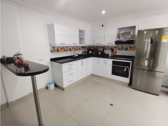 Casa de 4 alcobas en venta en Co Almenares De Las Mercedes, Palmira, 240 m² · foto 2 de 24