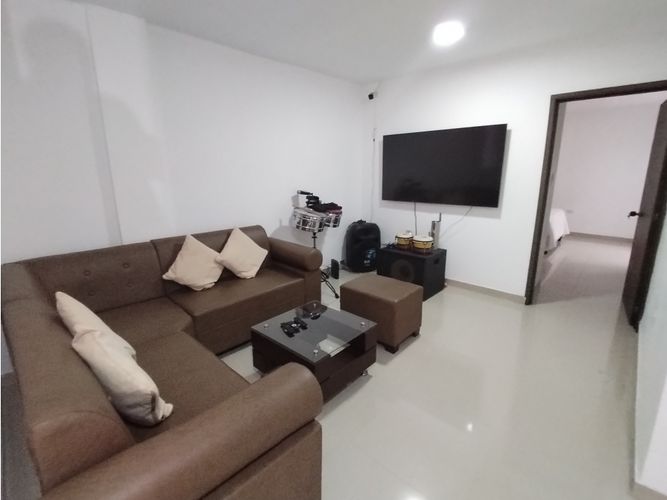 Casa de 4 alcobas en venta en Co Almenares De Las Mercedes, Palmira, 240 m² · foto 11 de 24