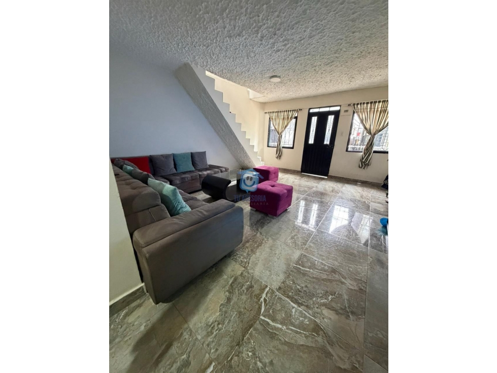 Casa en venta en La Francia, Pereira · foto 2 de 20