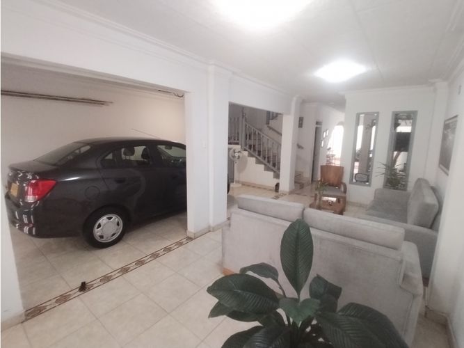 Casa de 4 alcobas en venta en Palmira, 280 m² · foto 5 de 24