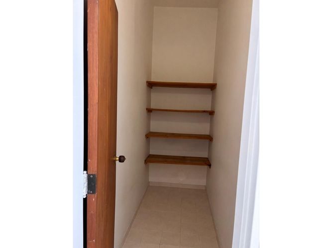 Oficina en arriendo en San Pedro, Cali, 30 m² · foto 5 de 10