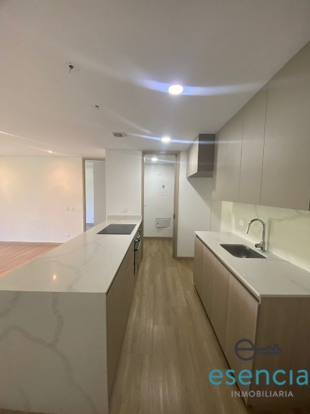 Apartamento en arriendo en Llano Grande, Rionegro · foto 3 de 17