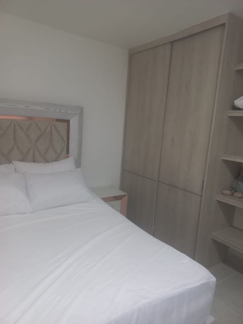 Apartamento de 2 alcobas en venta en Miraflores, Girardot, 61 m² · foto 2 de 24