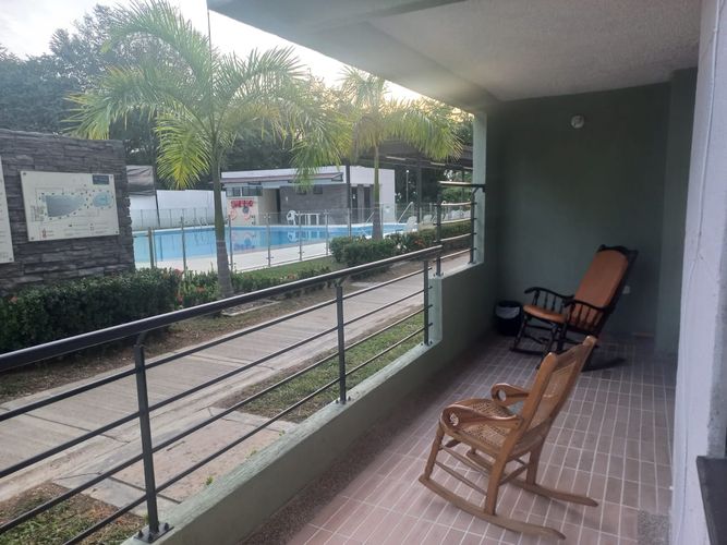 Apartamento de 2 alcobas en venta en Miraflores, Girardot, 61 m² · foto 8 de 24