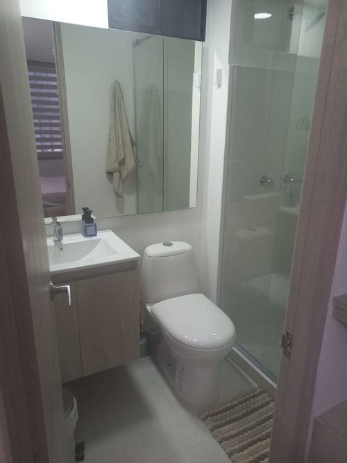 Apartamento de 2 alcobas en venta en Miraflores, Girardot, 61 m² · foto 16 de 24