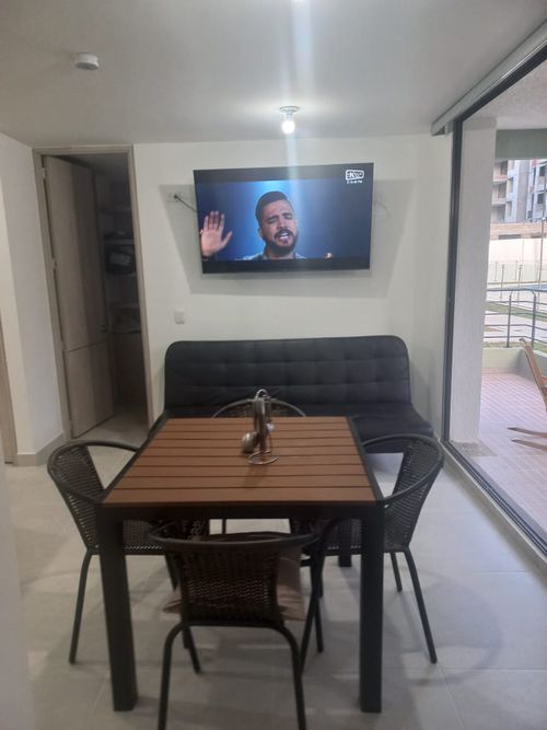 Apartamento de 2 alcobas en venta en Miraflores, Girardot, 61 m² · foto 23 de 24